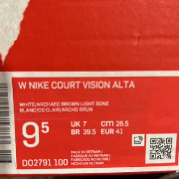 Women’s NIKE COURT VISION ALTA  size 9.5 color White - Picture 11 of 11